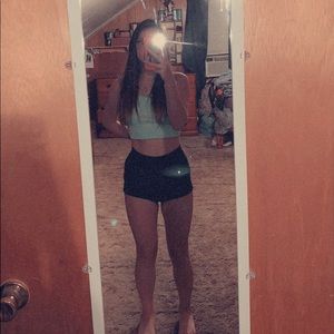 Meet your Posher, Karena